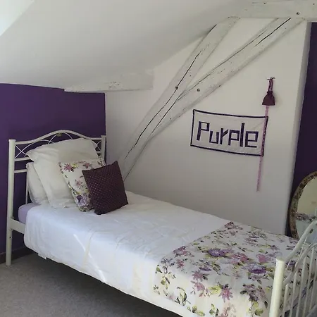 Chambres Dhotes La Charrue Vendégház *