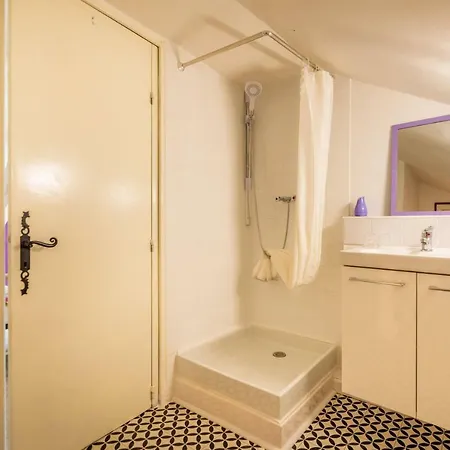 Chambres Dhotes La Charrue Vendégház *